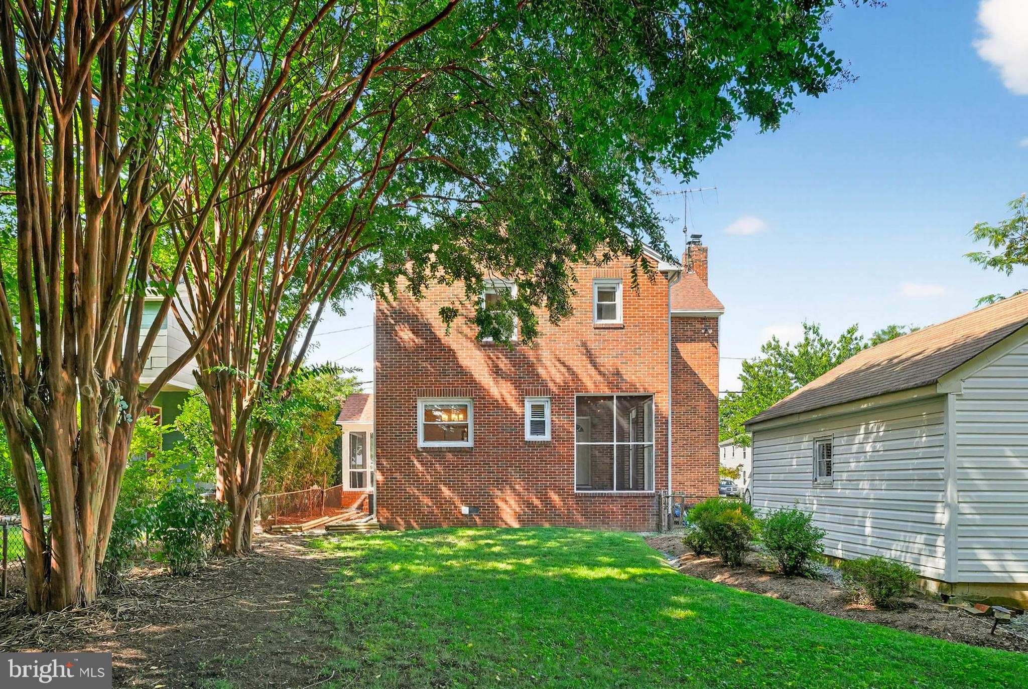 MURRAY HILL - Residential Lease