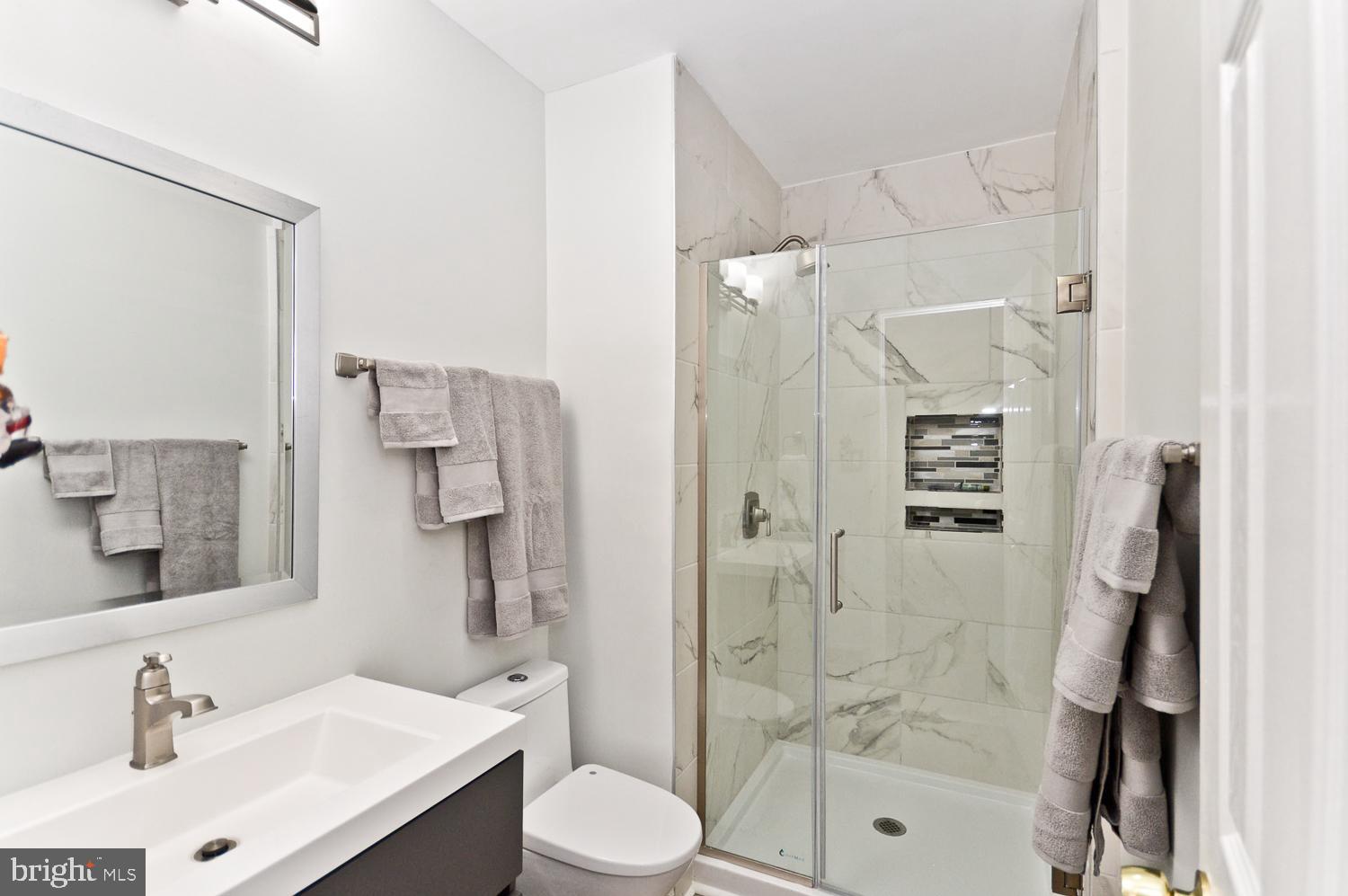 THE MEADOWS OF MANOR FARMS - Residential