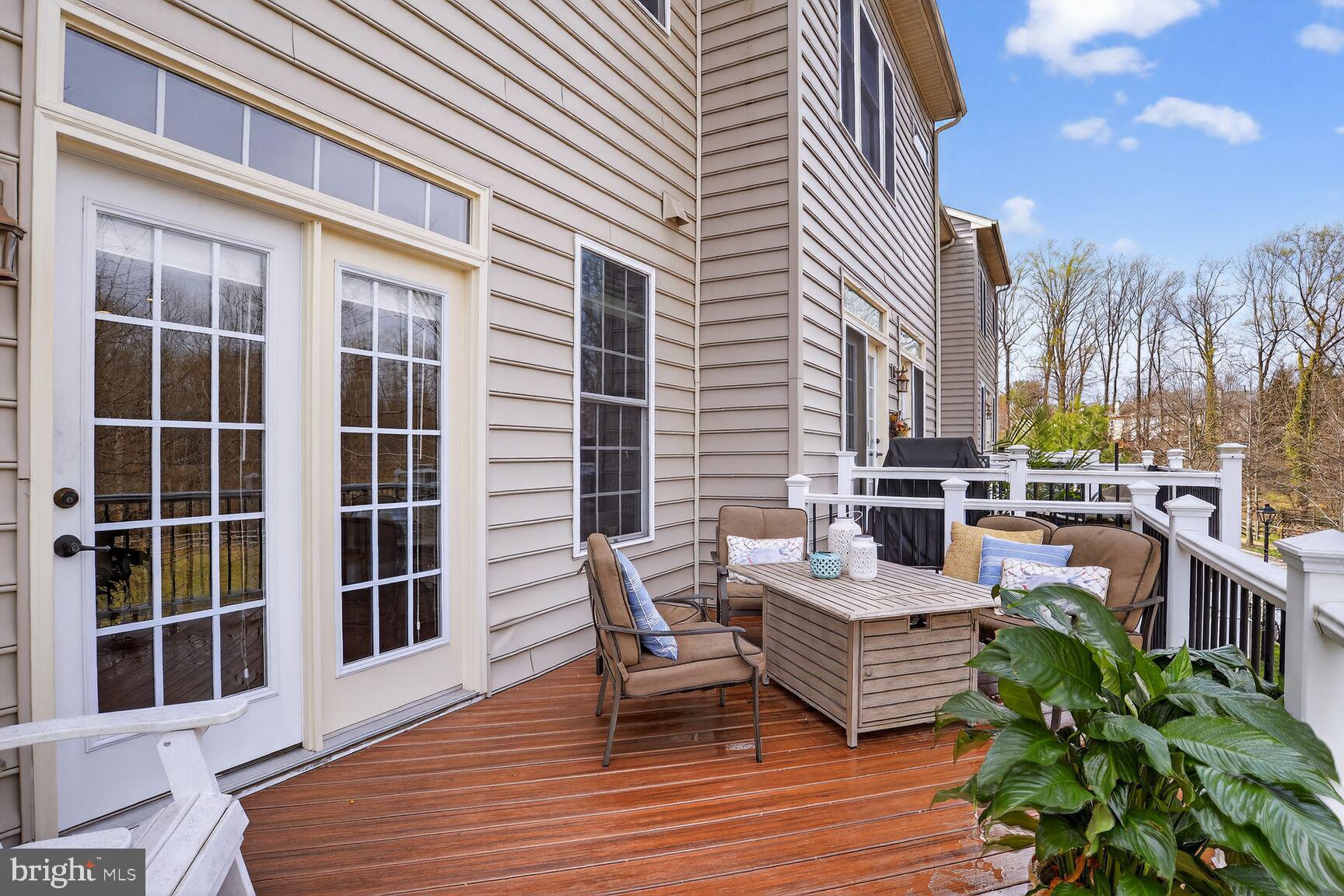 DEEP CREEK VILLAGE - Residential