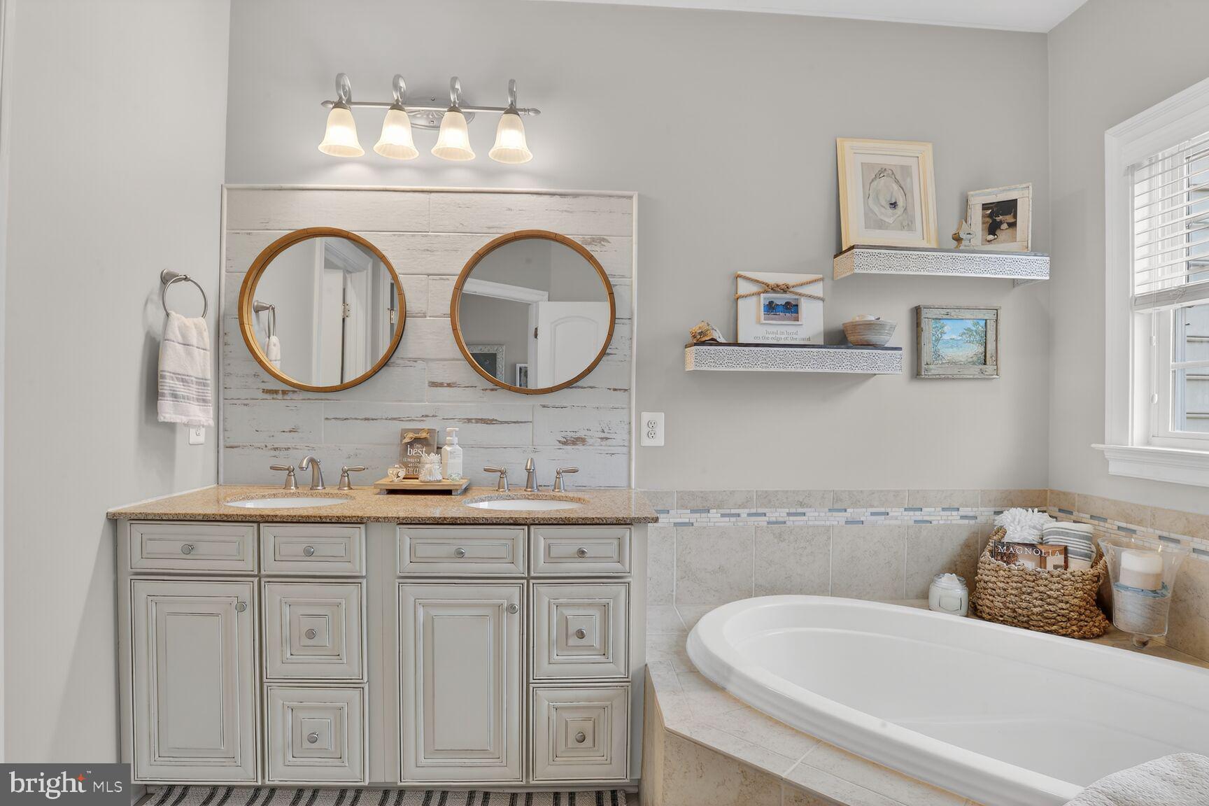 DEEP CREEK VILLAGE - Residential