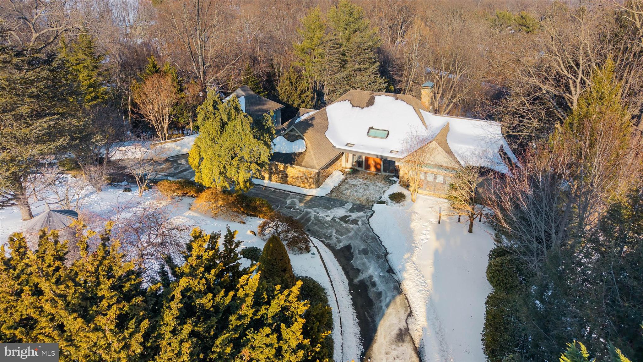 WILLIAMHURST - Residential