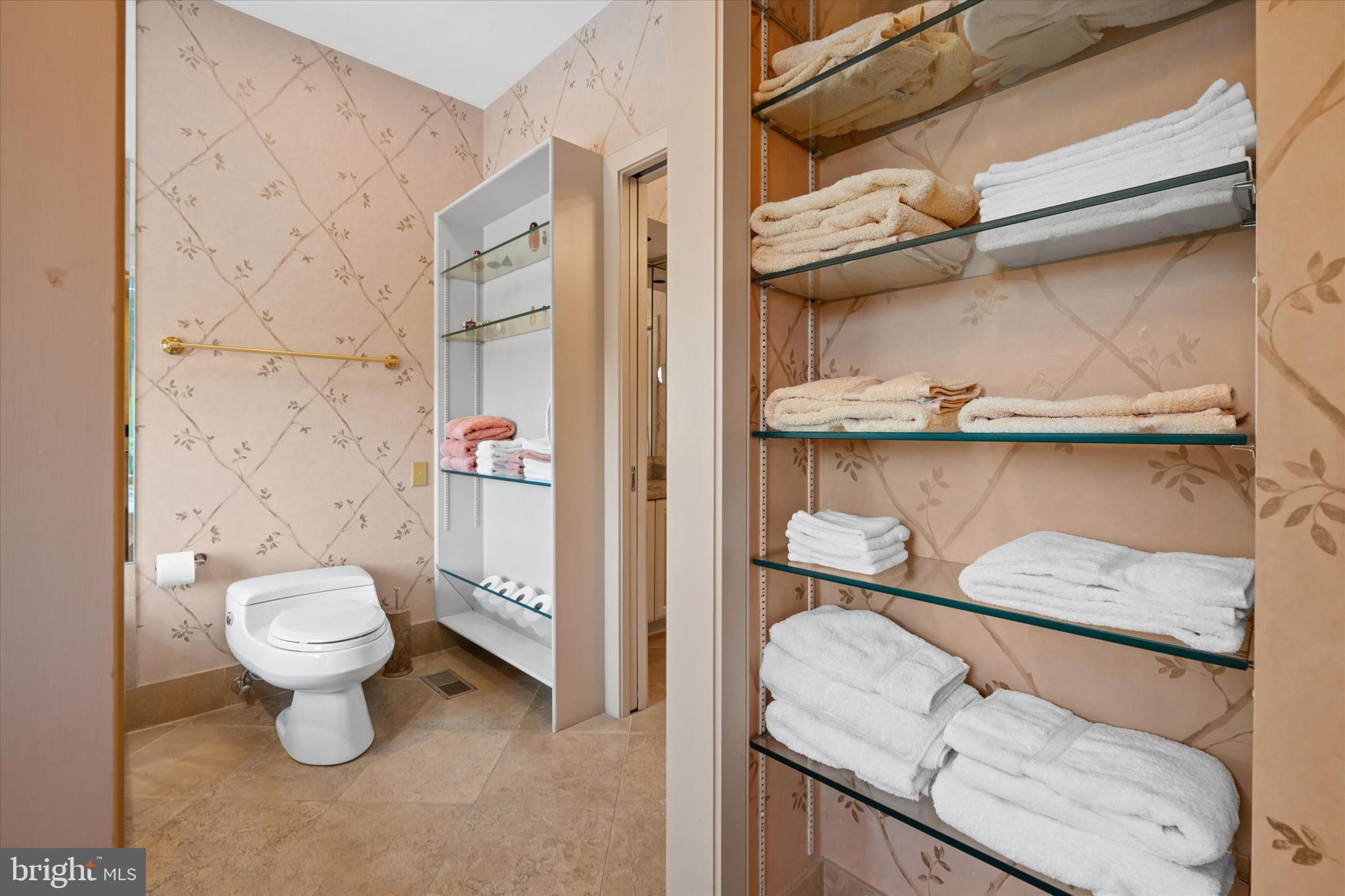 WILLIAMHURST - Residential