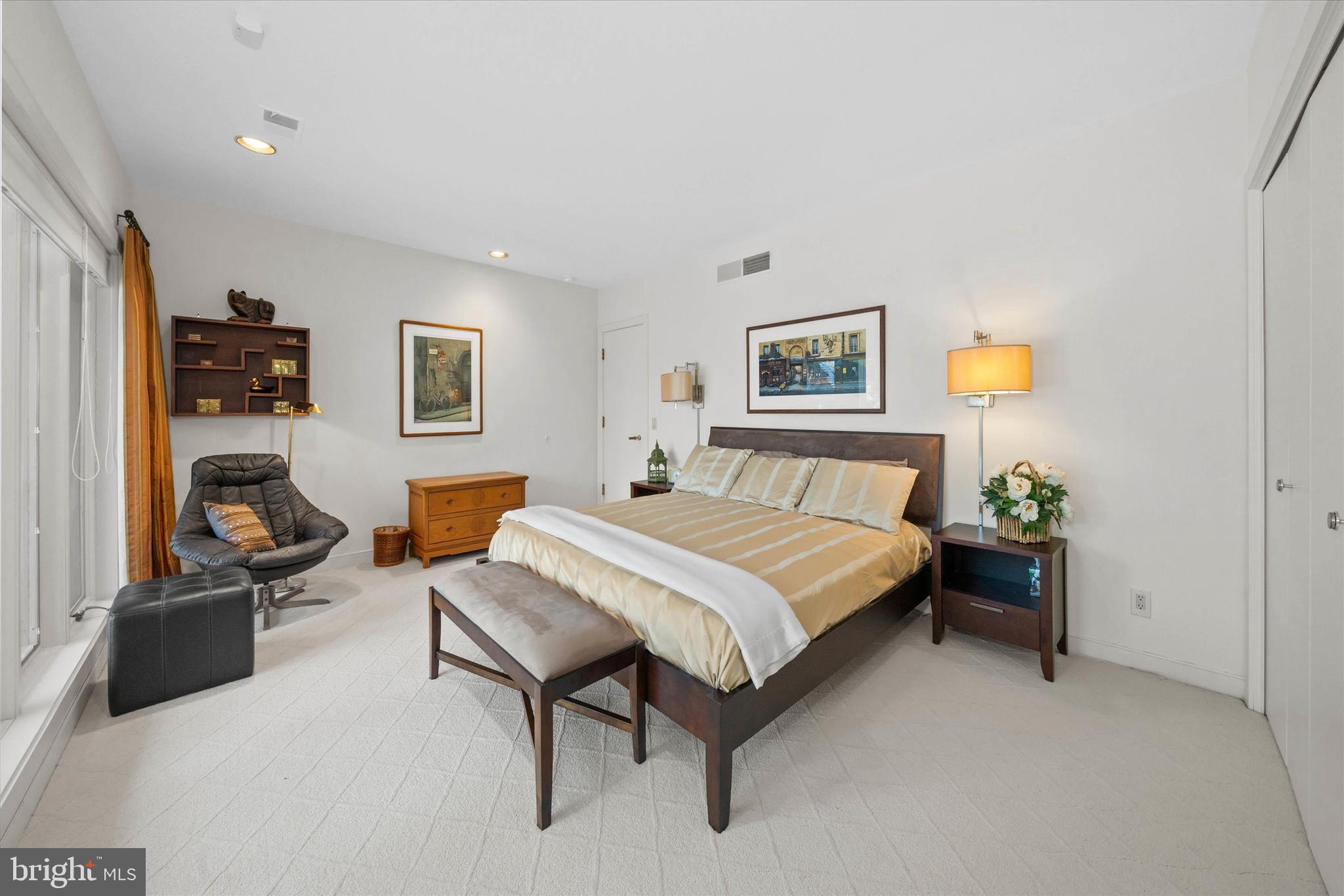 WILLIAMHURST - Residential