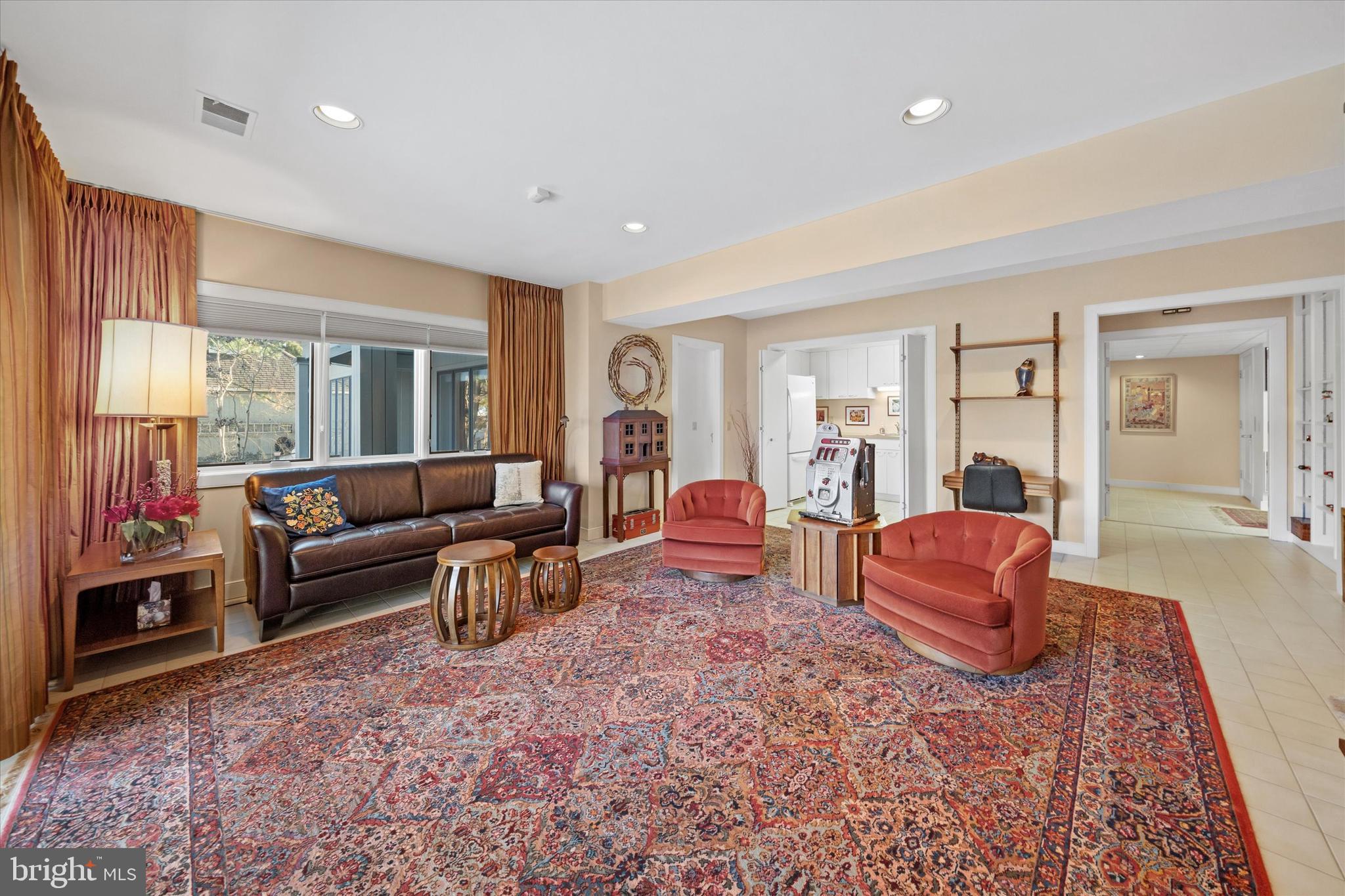 WILLIAMHURST - Residential