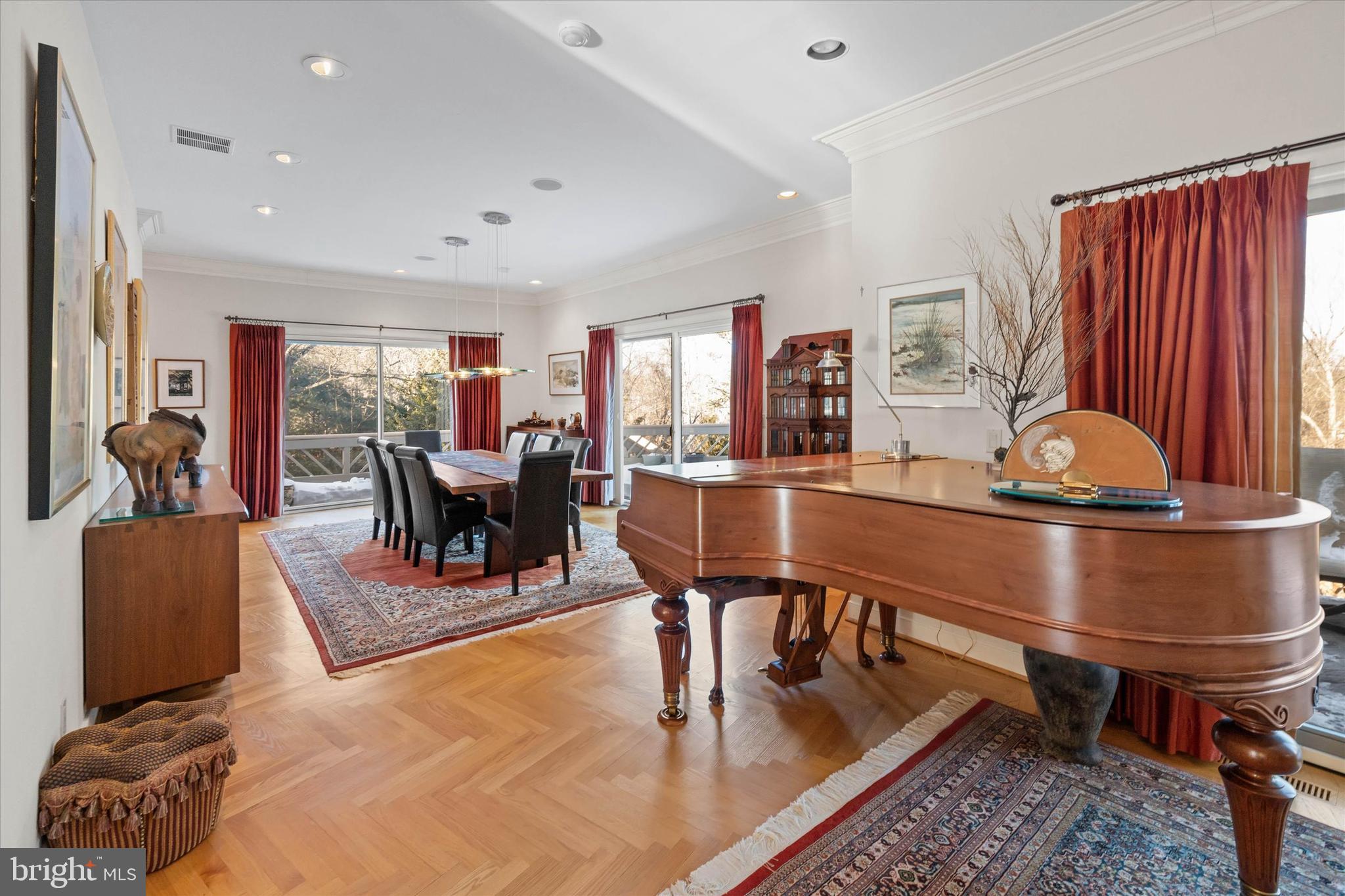 WILLIAMHURST - Residential