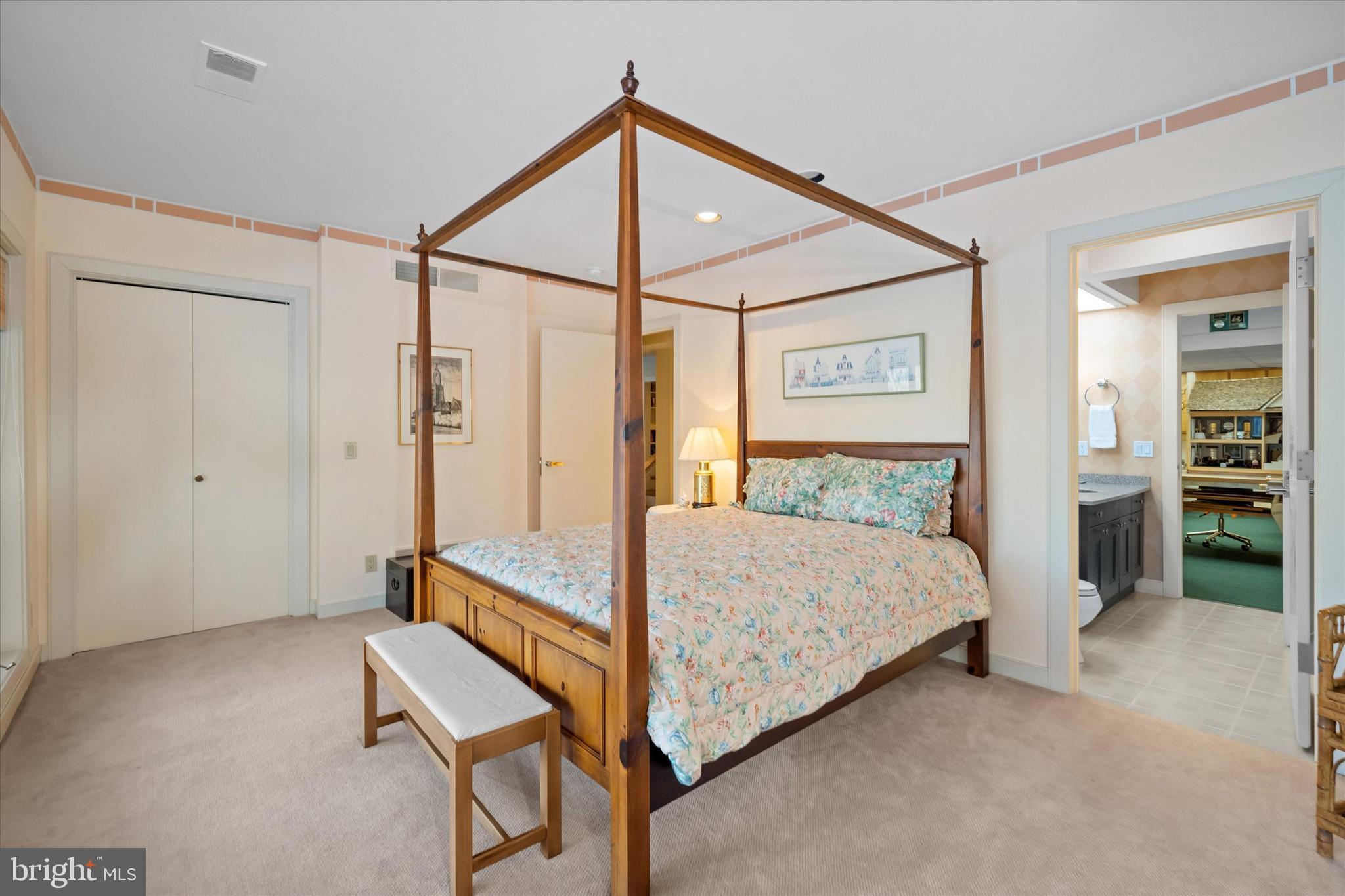 WILLIAMHURST - Residential