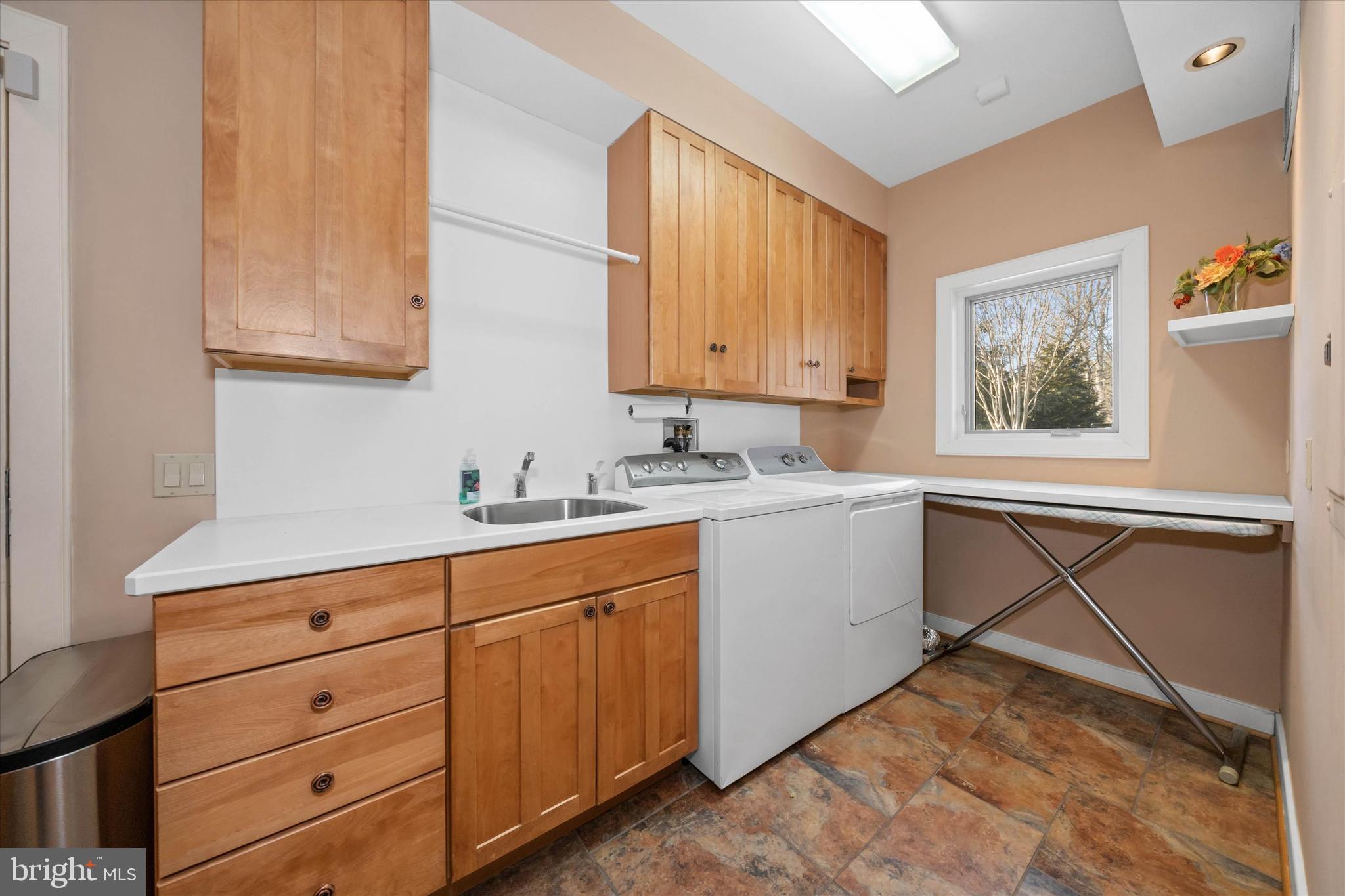 WILLIAMHURST - Residential