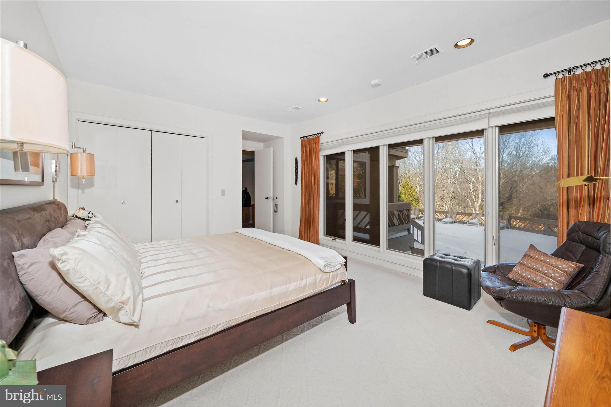 WILLIAMHURST - Residential