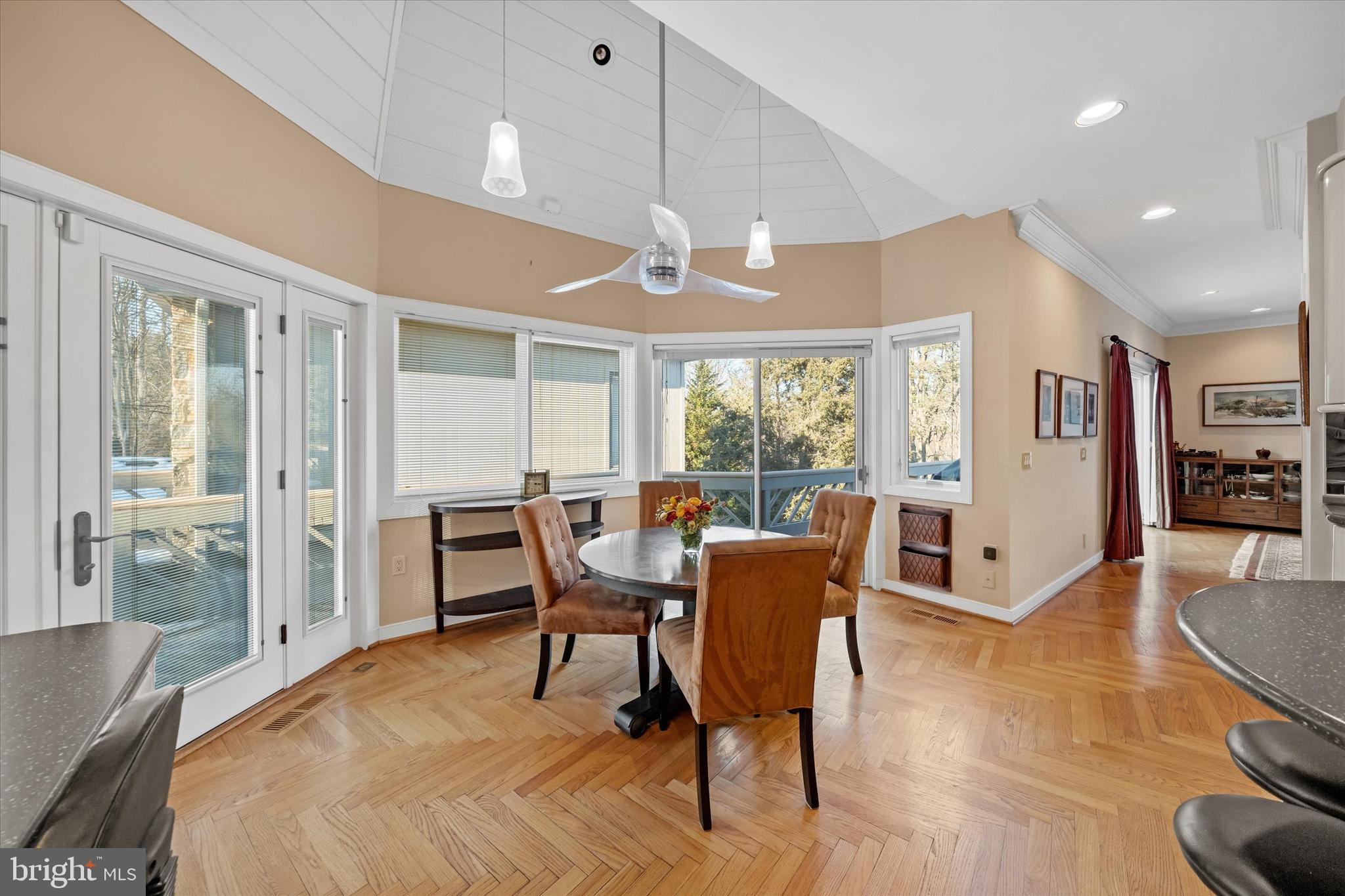 WILLIAMHURST - Residential