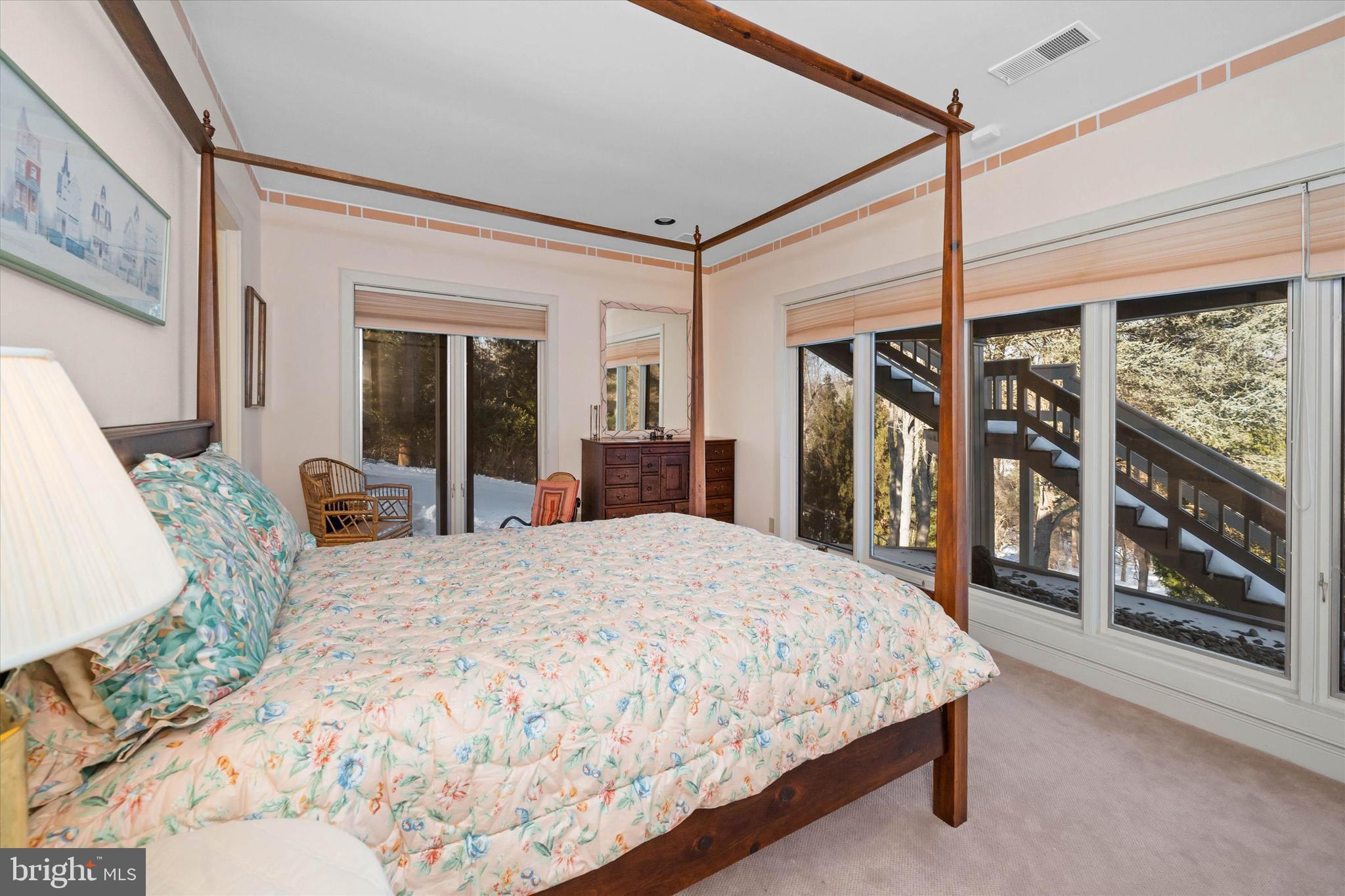 WILLIAMHURST - Residential