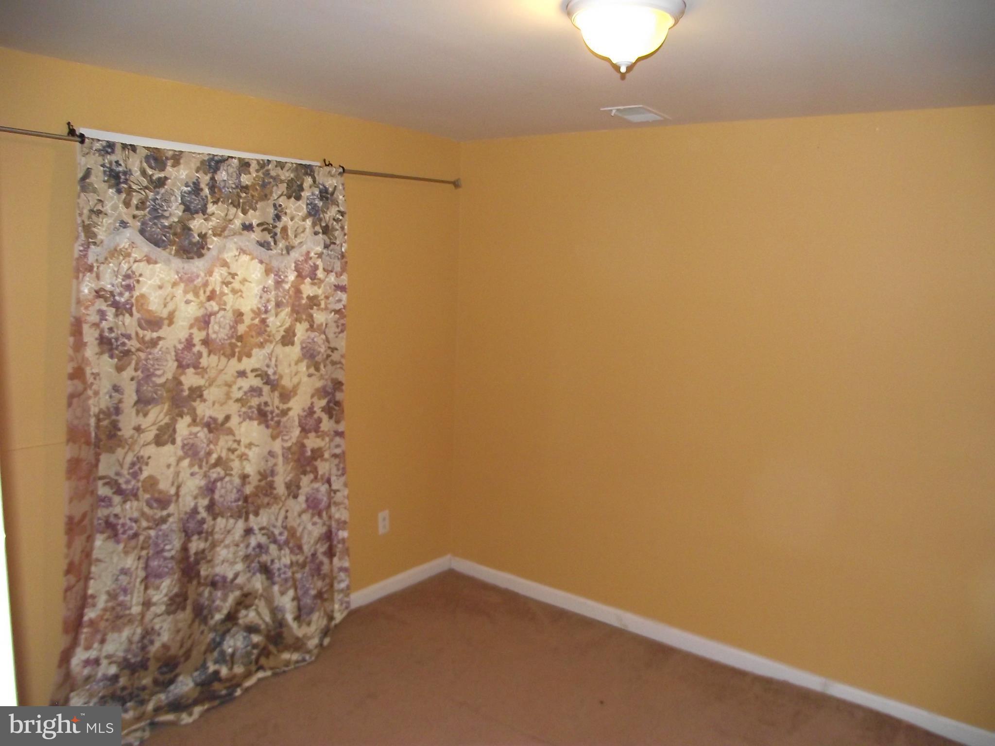 AMBERLEIGH - Residential Lease