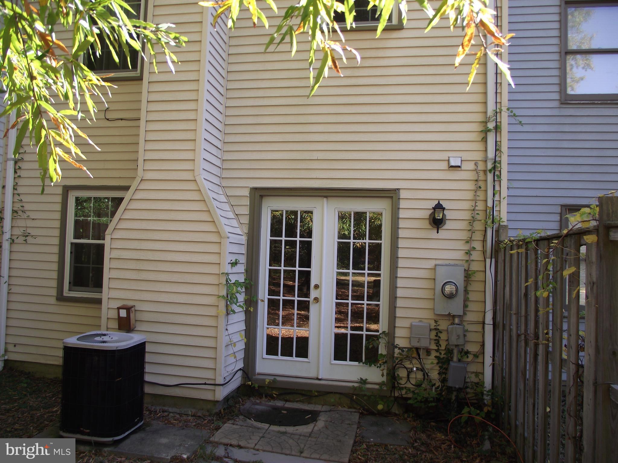 AMBERLEIGH - Residential Lease