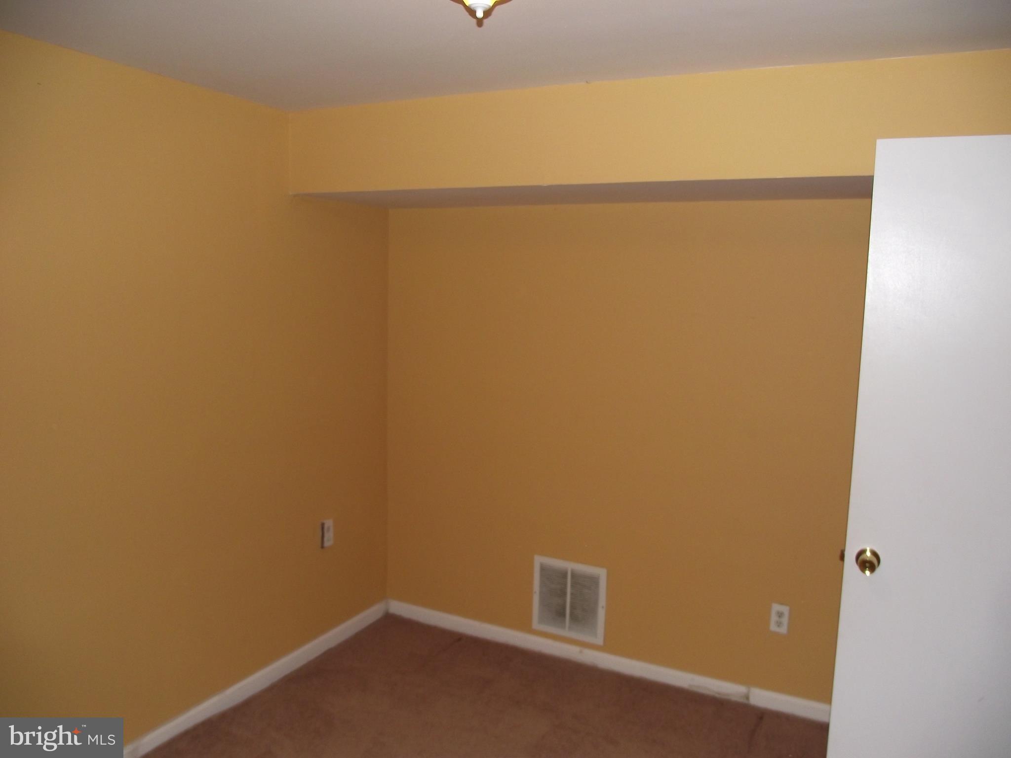 AMBERLEIGH - Residential Lease