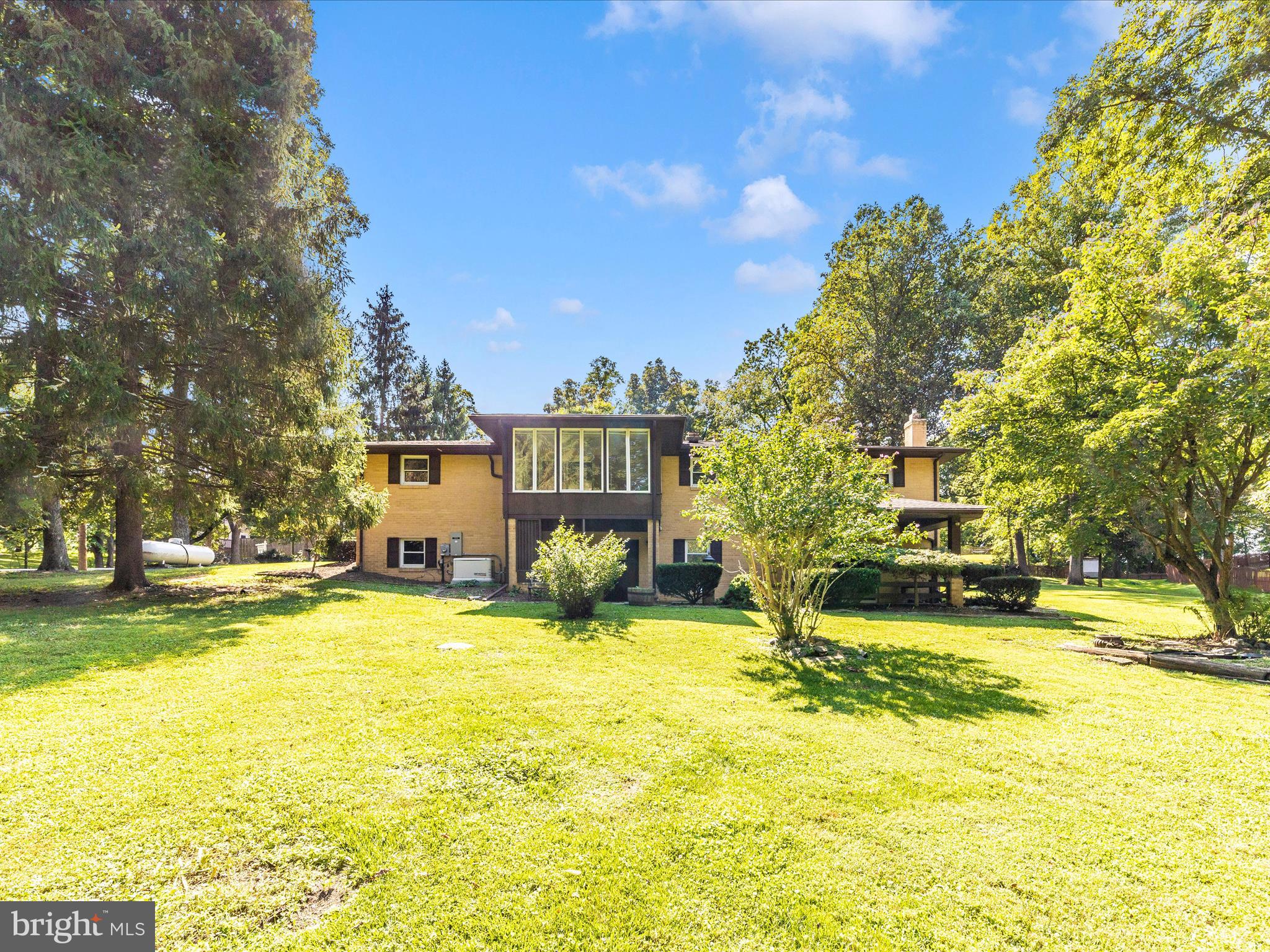 JEFFERSON OAKS - Residential