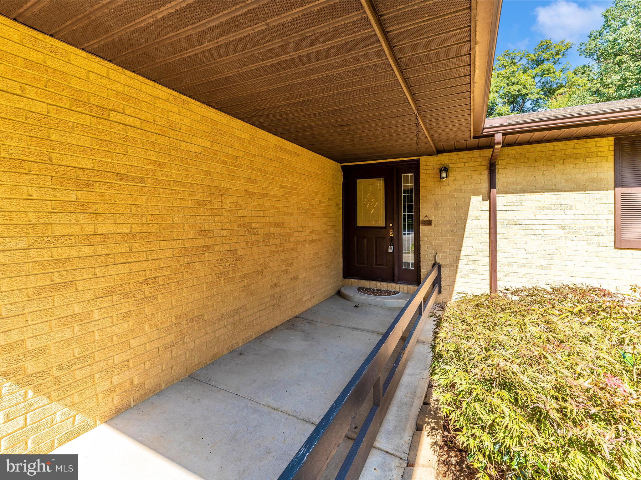 JEFFERSON OAKS - Residential