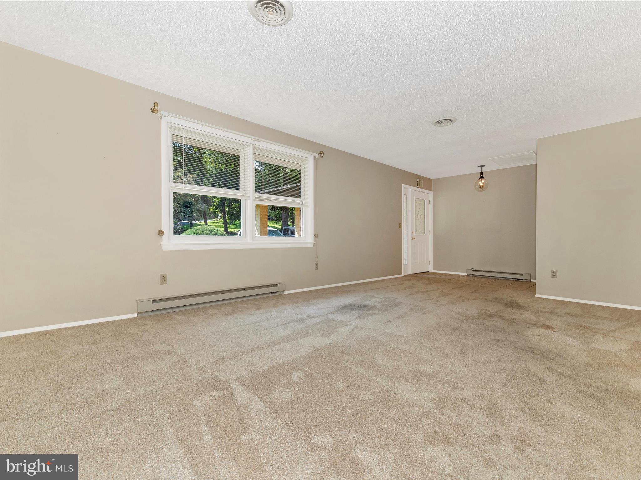 JEFFERSON OAKS - Residential