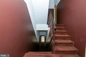 FAIRMOUNT - Residential Income