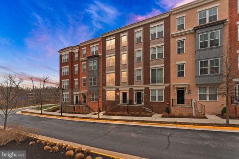 1949 ROLAND CLARKE PLACE RESTON VA 20191