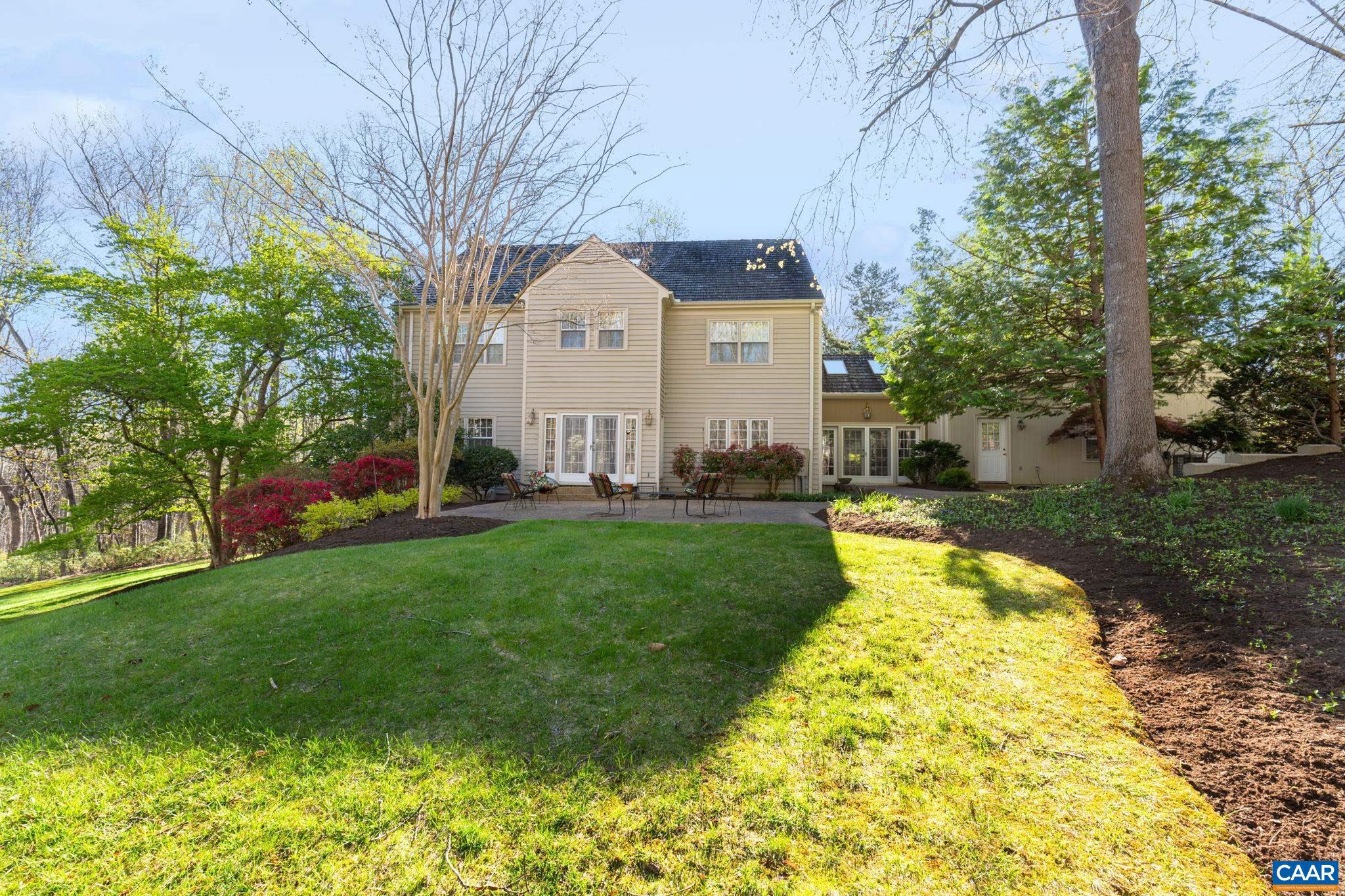 SPRING HILL - Residential