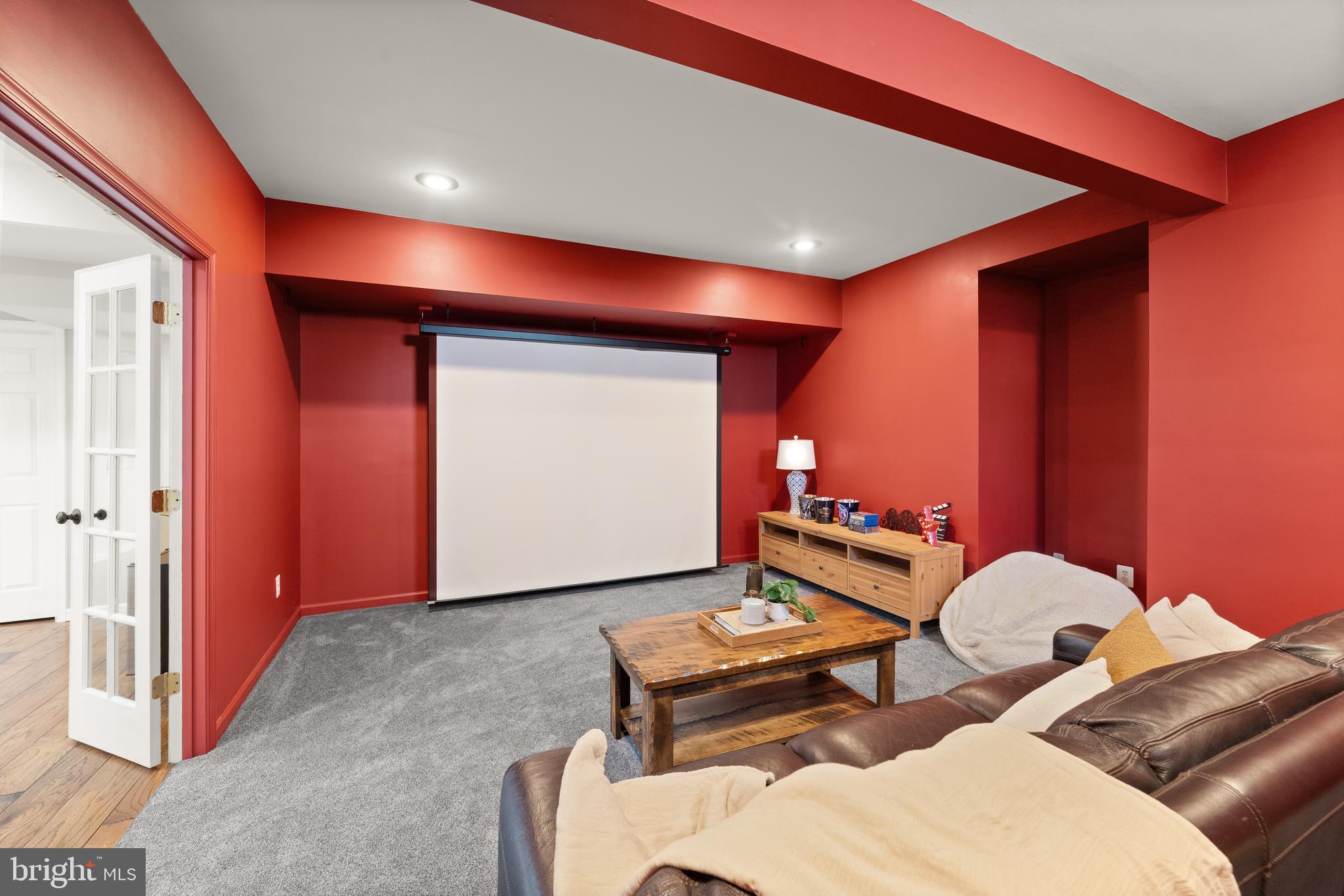 BELMONT COUNTRY CLUB - Residential