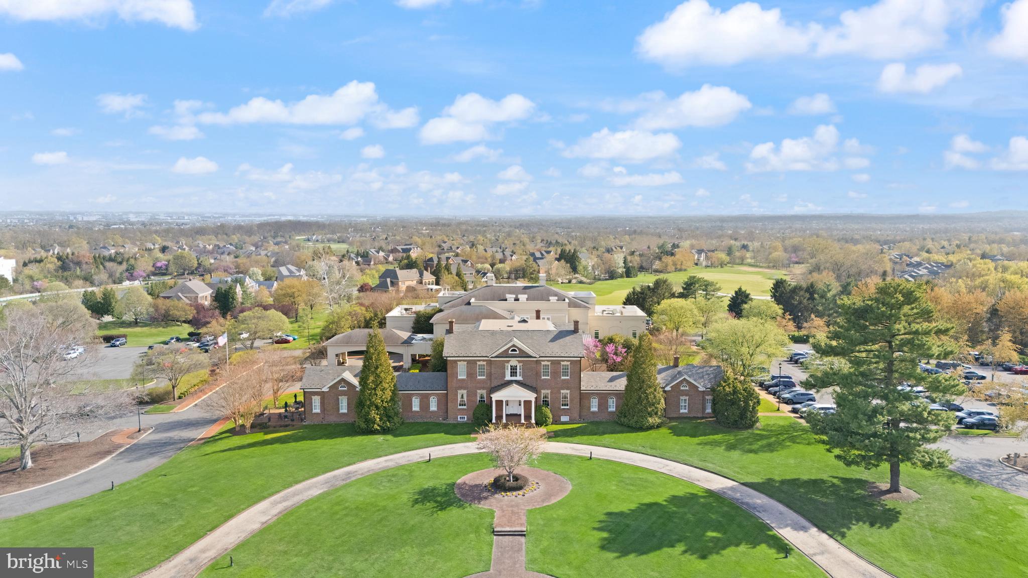 BELMONT COUNTRY CLUB - Residential