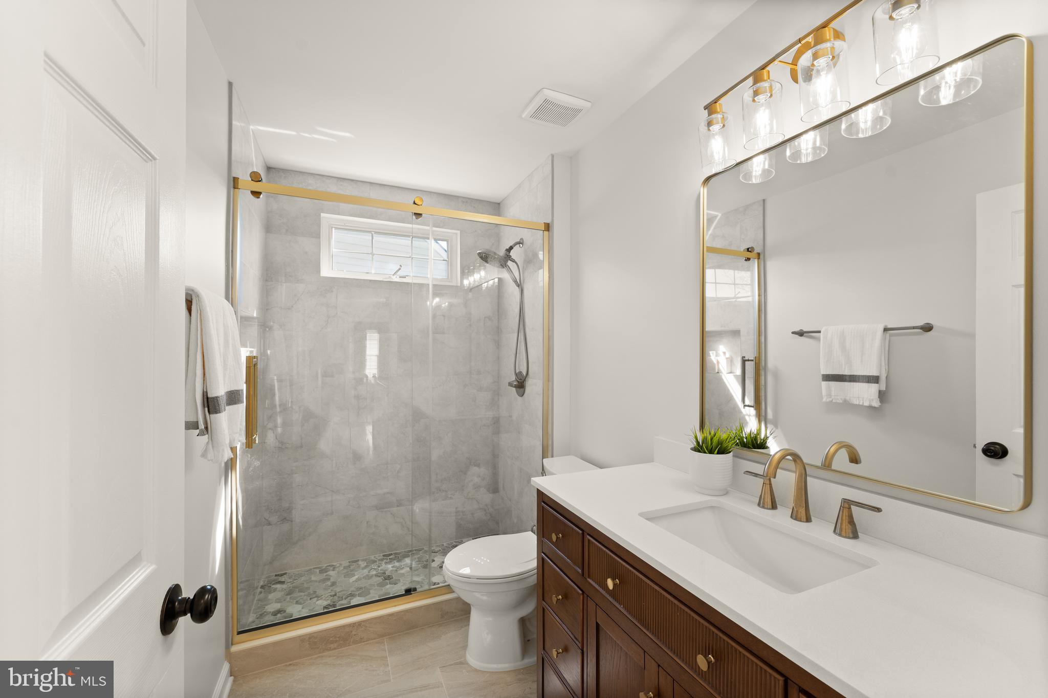 BELMONT COUNTRY CLUB - Residential