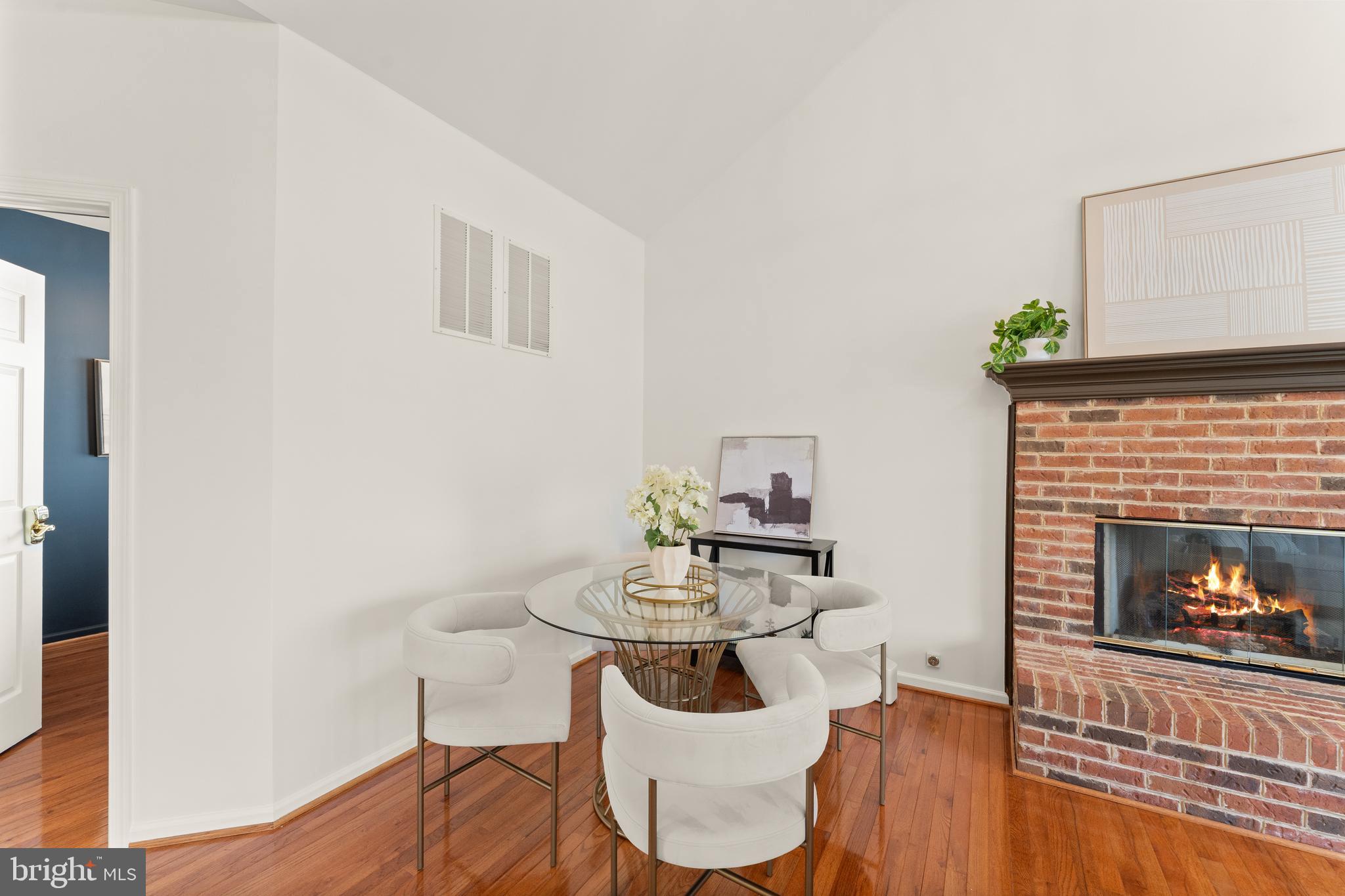 BELMONT COUNTRY CLUB - Residential