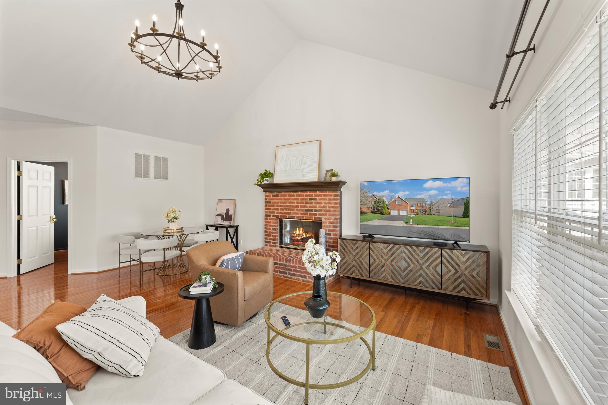 BELMONT COUNTRY CLUB - Residential