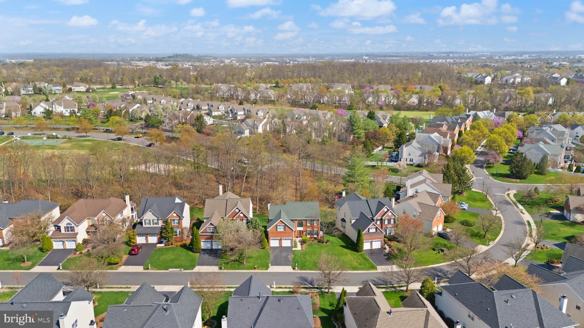 BELMONT COUNTRY CLUB - Residential