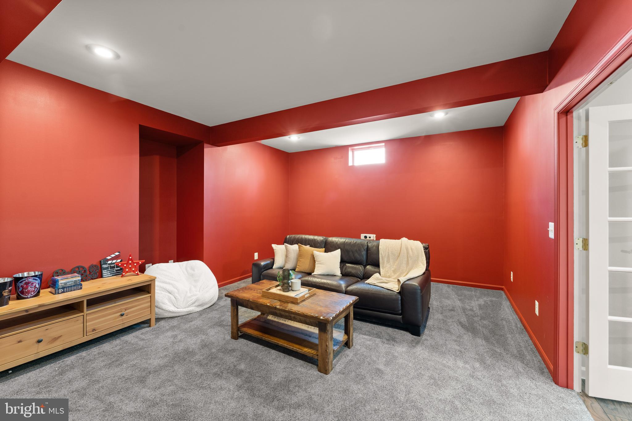 BELMONT COUNTRY CLUB - Residential