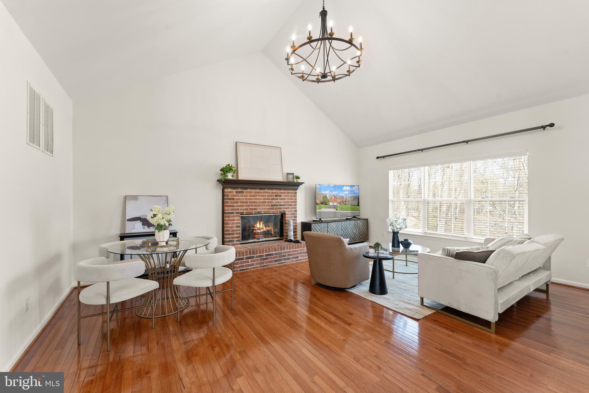 BELMONT COUNTRY CLUB - Residential