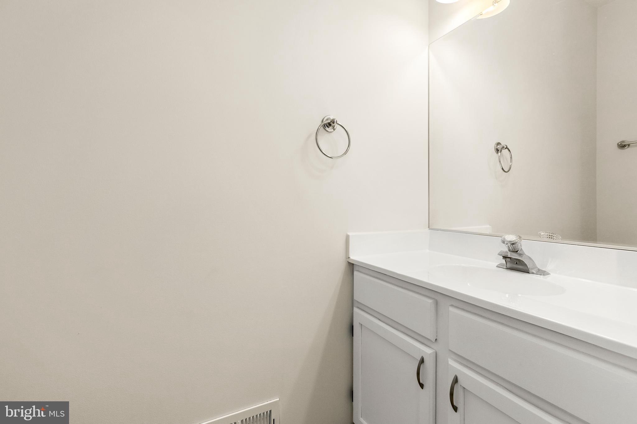 OAK SPRINGS - Residential