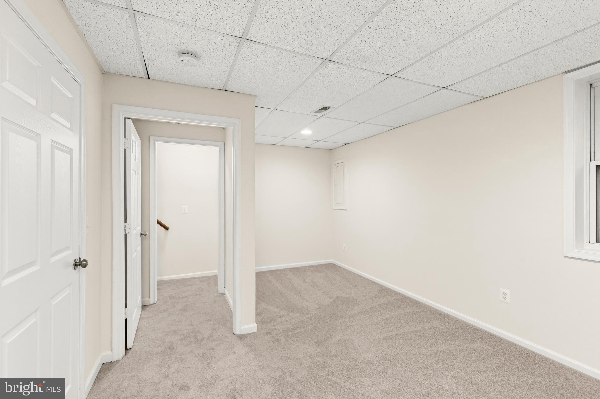 OAK SPRINGS - Residential