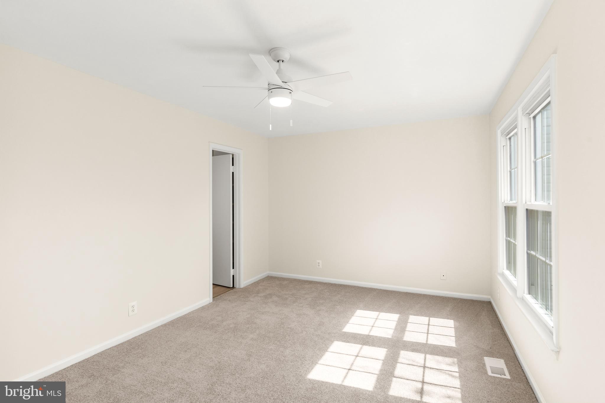 OAK SPRINGS - Residential