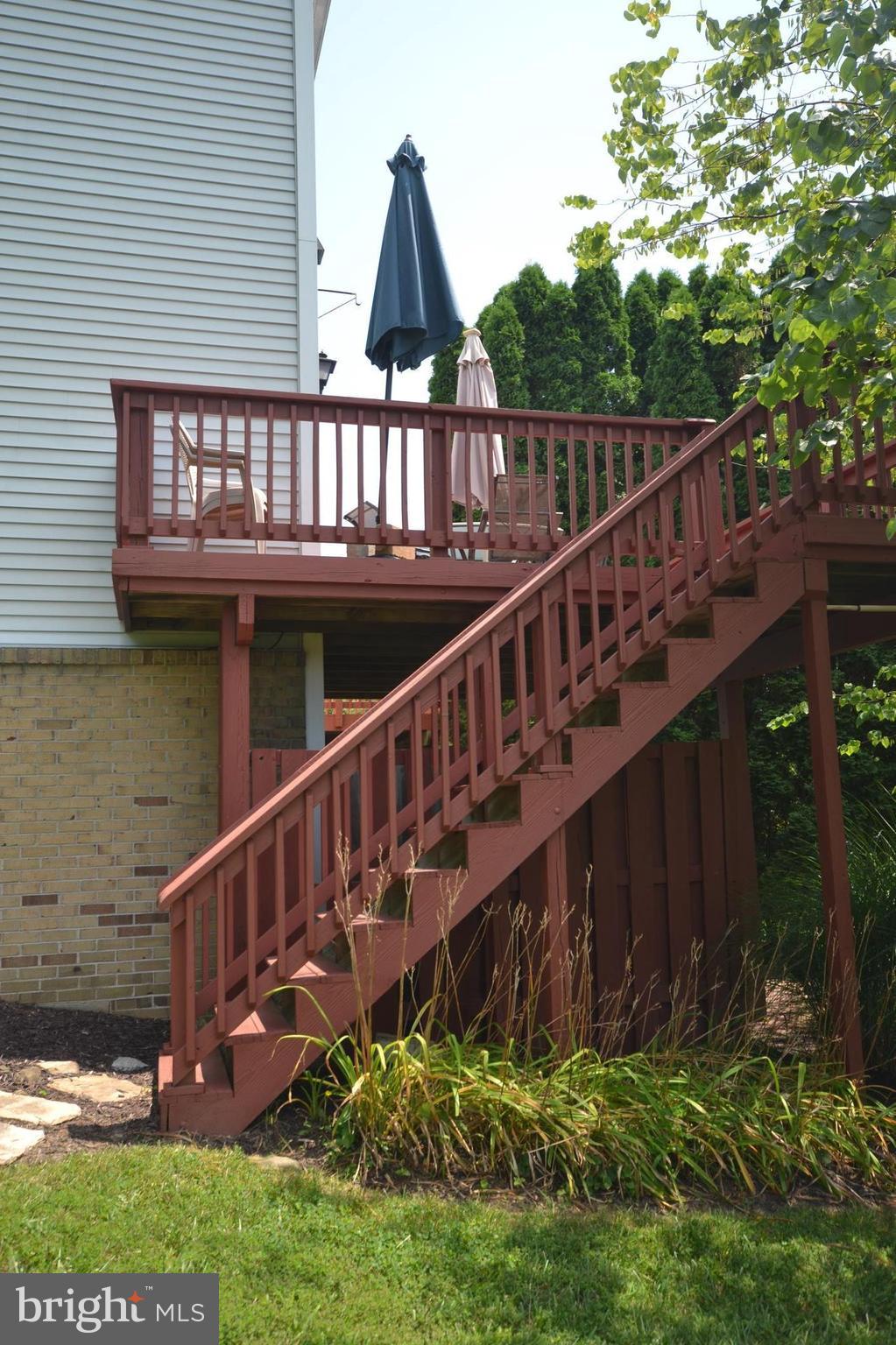 VILLAGE OF THOMAS RUN - Residential Lease