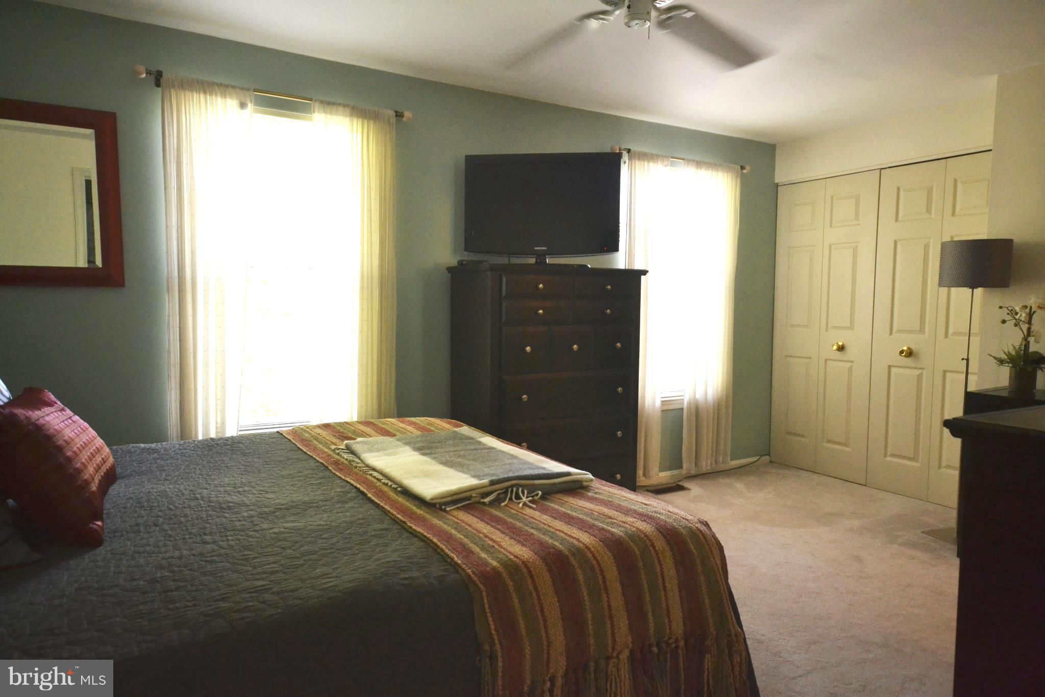 VILLAGE OF THOMAS RUN - Residential Lease