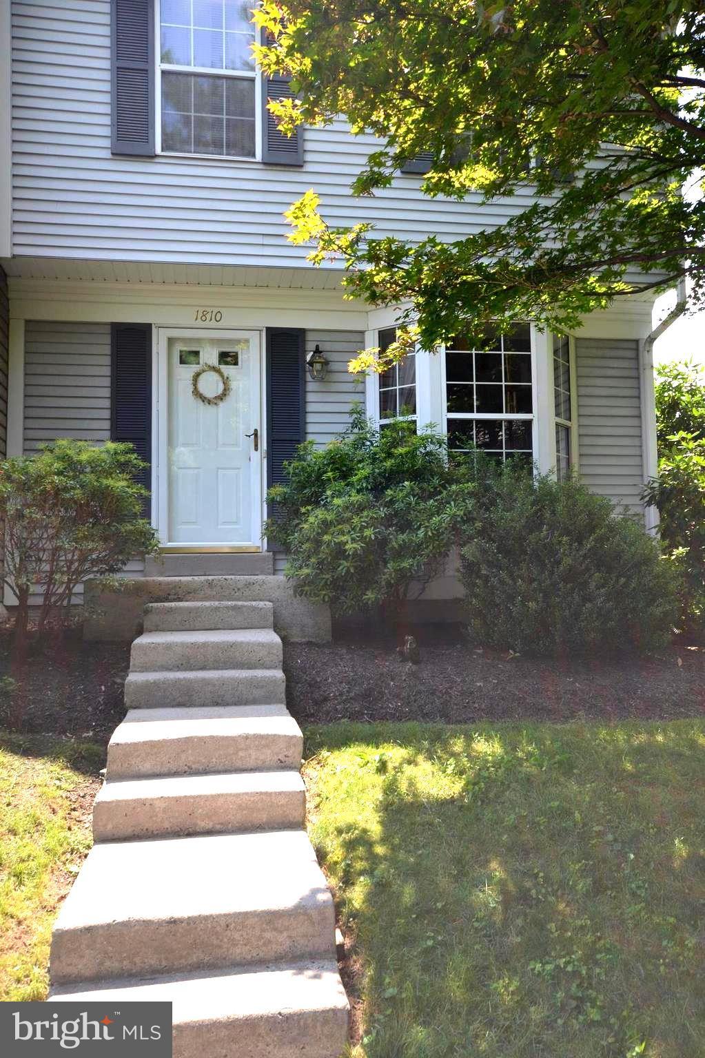 VILLAGE OF THOMAS RUN - Residential Lease