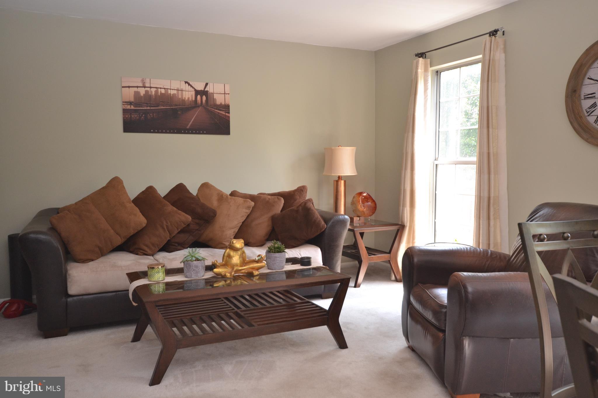 VILLAGE OF THOMAS RUN - Residential Lease