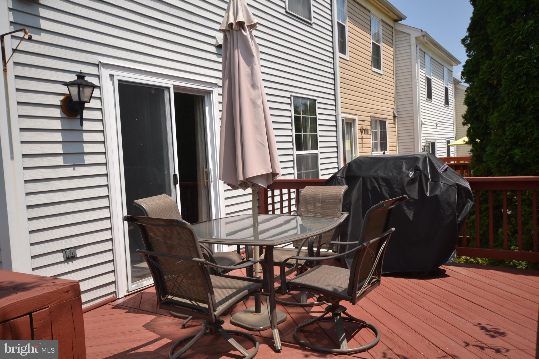 VILLAGE OF THOMAS RUN - Residential Lease