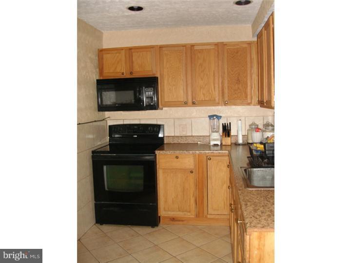 ELMWOOD PARK - Residential