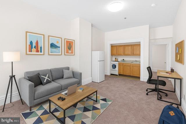 UNIVERSITY CITY - Residential Lease