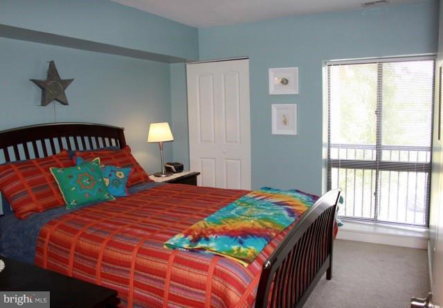 NORTH GREEN CONDOMINIUMS - Residential