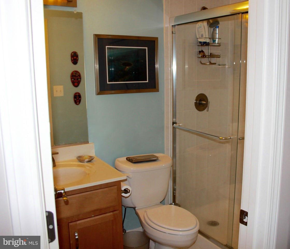 NORTH GREEN CONDOMINIUMS - Residential