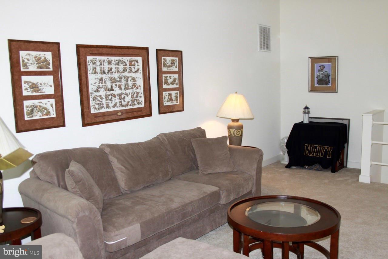 NORTH GREEN CONDOMINIUMS - Residential