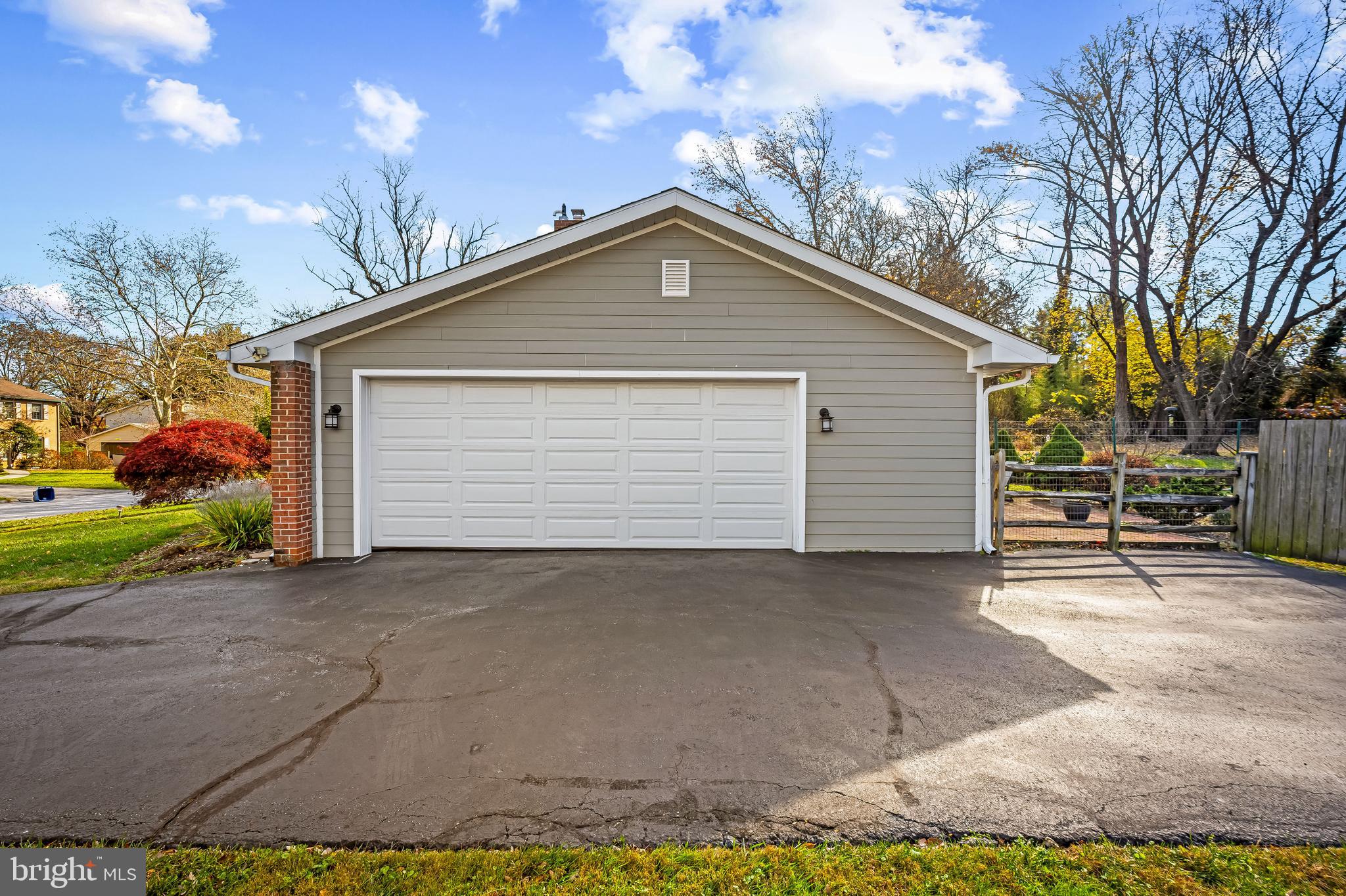 3407 BIRCH HOLLOW ROAD