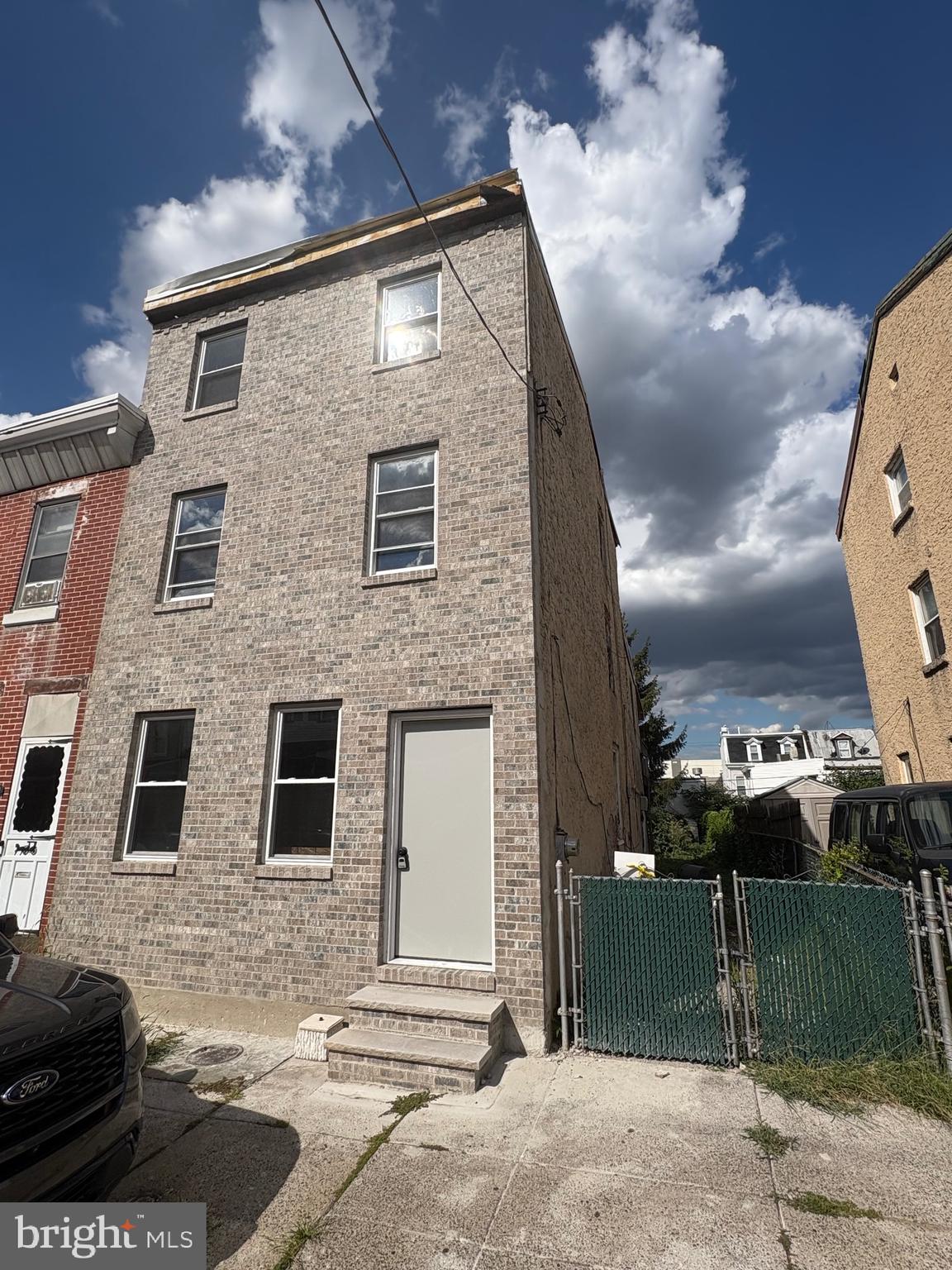 2713 PRATT STREET