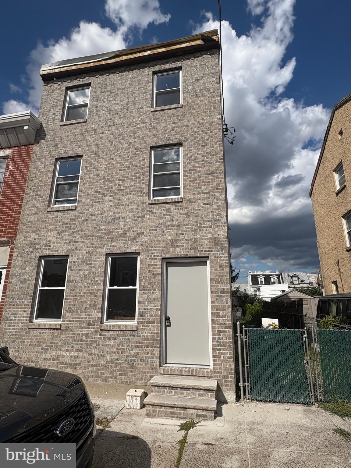 2713 PRATT STREET