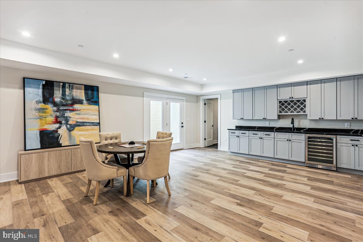 ALTA VISTA TERRACE - Residential