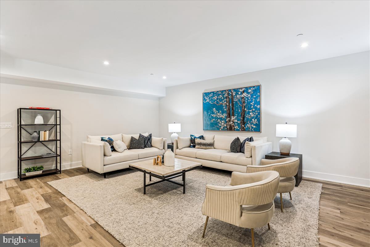 ALTA VISTA TERRACE - Residential