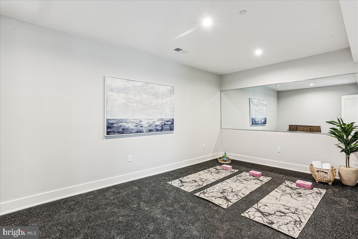 ALTA VISTA TERRACE - Residential